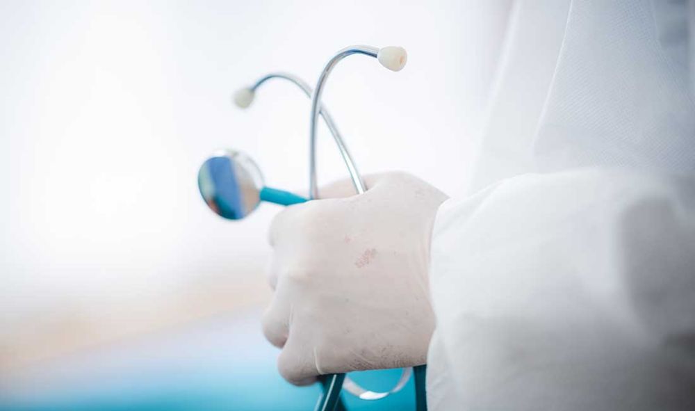Ministers to Impose Doctor Contract